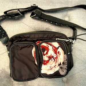 LAMB (Gwen Stefani) cross body purse